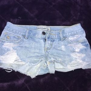 Jean rippied shorts-used once
